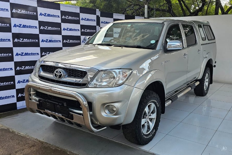2010 Toyota Hilux 4.0 V6 D/C A/T 4x4  Legend 40